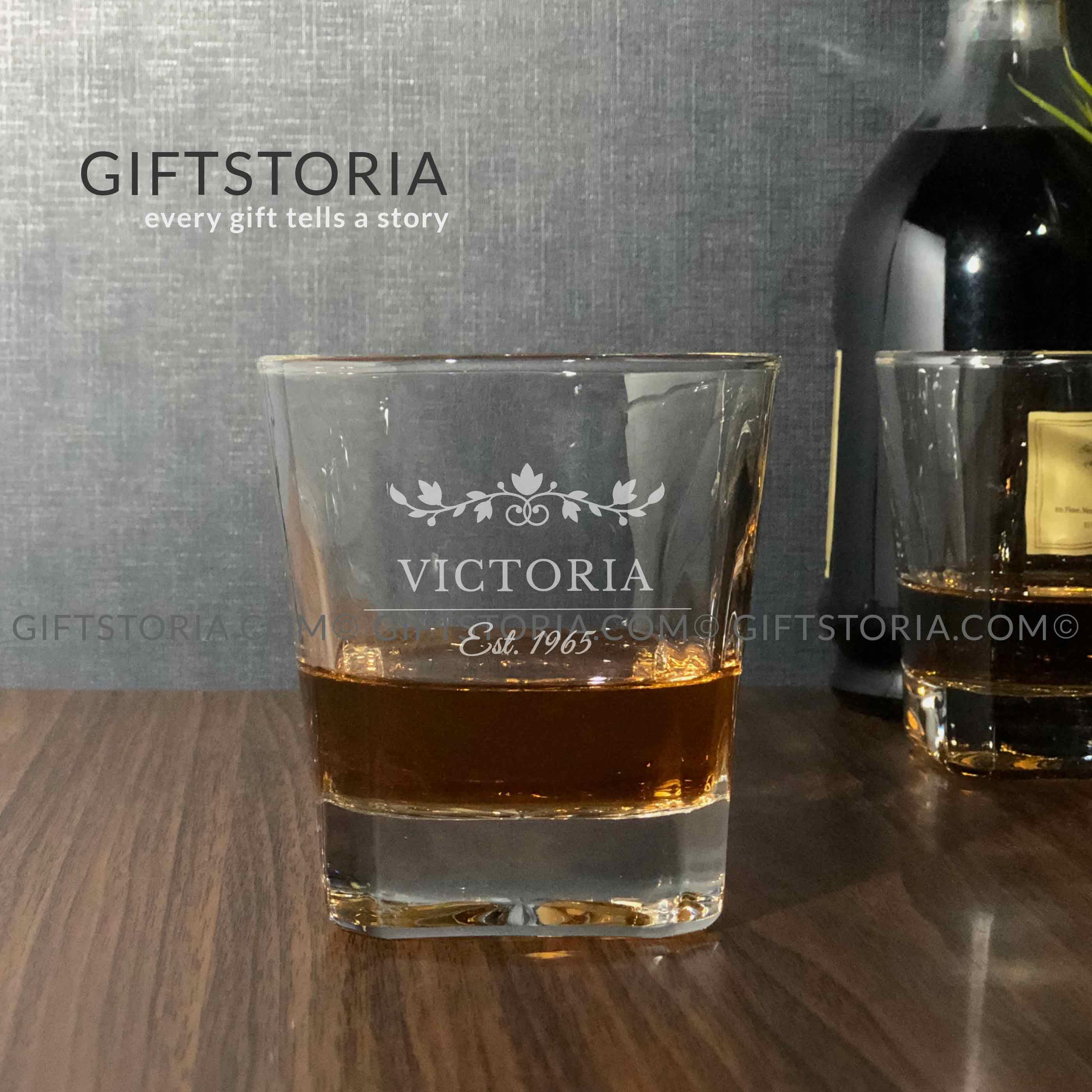 PERSONALIZED INSIGNIA CRYSTAL GLASS (10 OZ) - GiftStoria.com