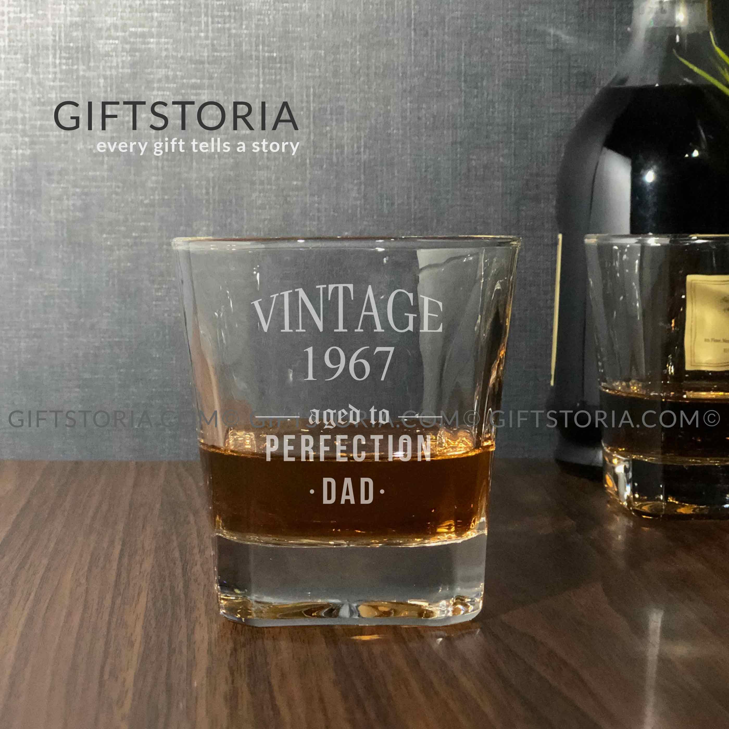 PERSONALIZED VINTAGE CRYSTAL GLASS (10 OZ) - GiftStoria.com