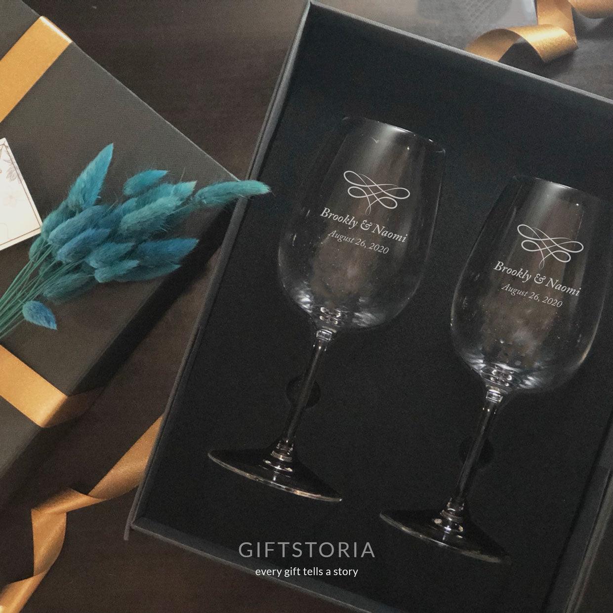 PERSONALISED CRYSTAL WINE GLASS SET 15OZ (Design CG04) - GiftStoria.com